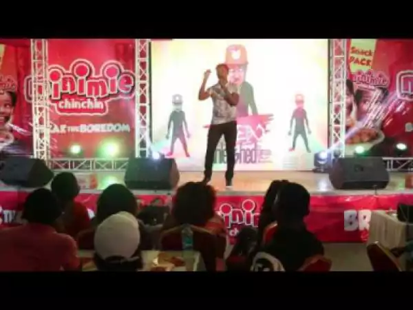 Video: Mc Shakara Performs at Ajebo Unleashed (Throw Back)